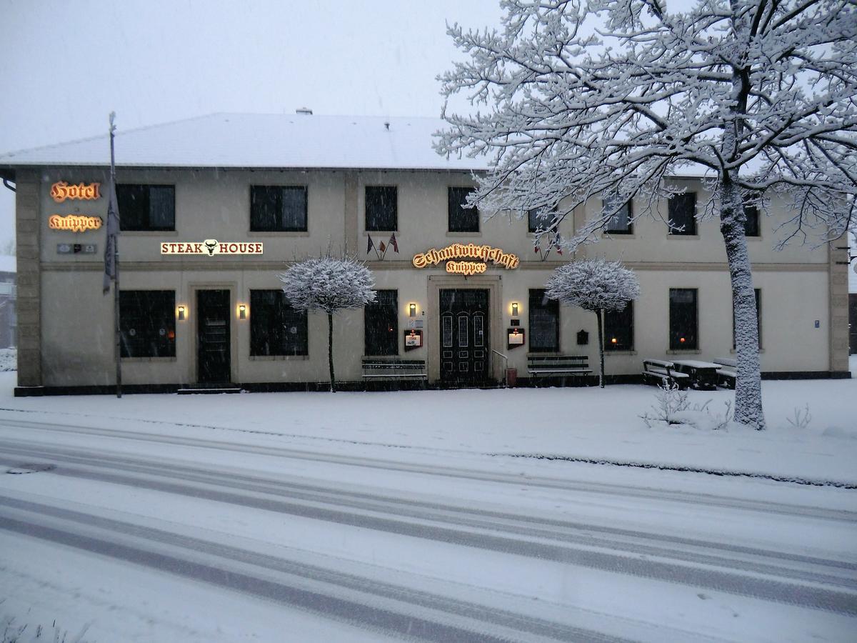 Hotel Knipper Lastrup エクステリア 写真