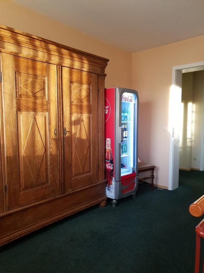 Hotel Knipper Lastrup エクステリア 写真