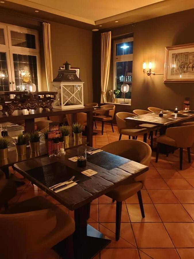 Hotel Knipper Lastrup エクステリア 写真